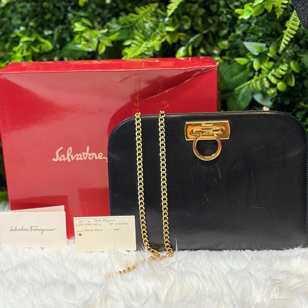 Vintage Salvatore Ferragamo Gacini Crossbody Bag